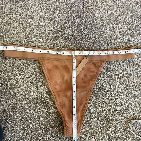NWT Skims ribbed high-rise stretch-cotton thong Camel Size 2X - Picture 6 of 6